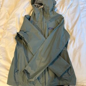 Patagonia Women's Sage Green Rain Jacket